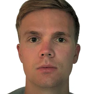 Mann med kort hår